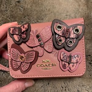Brand new, never used Cute Coach wallet